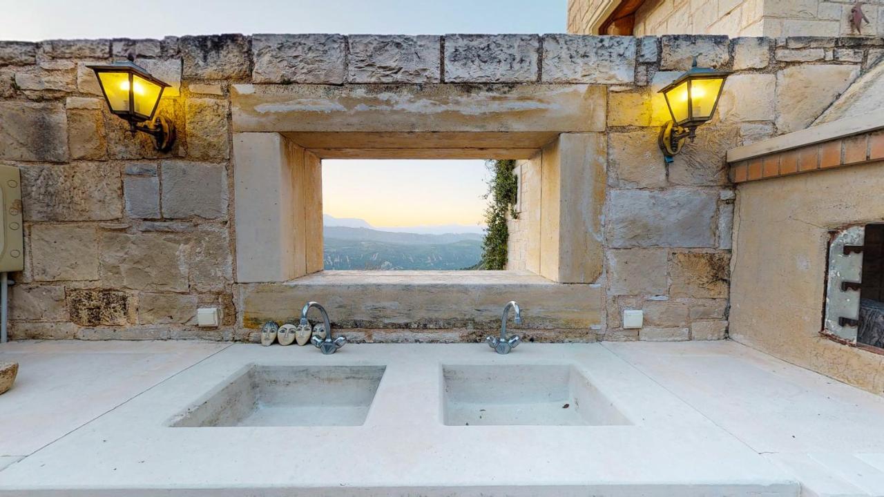 Luxury Villa Allure Dhafnes Экстерьер фото
